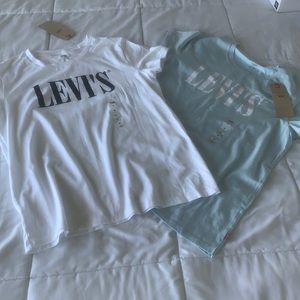 Brand new Levis t-shirt bundle size M